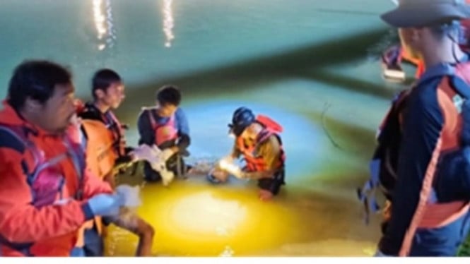 Tim SAR evakuasi korban dari Sungai Lukulo Kebumen