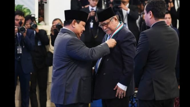 Presiden Prabowo beri tanda kehormatan untuk tokoh nasional