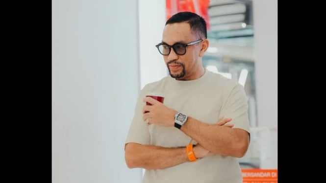 Ahmad Sahroni, Crazy Rich Senayan yang viral ditantang debat