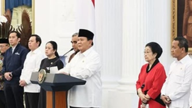 Prabowo umumkan pencabutan anggota DPR RI