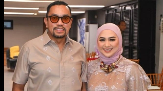 Sosok Feby Belinda, istri Ahmad Sahroni