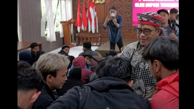 Bupati Temanggung beri pembinaan warga