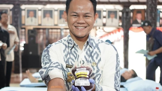 Bupati Purbalingga Bagikan Momen Donor Darah