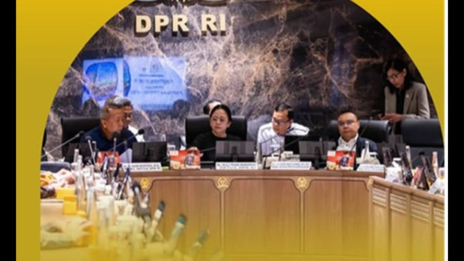 Hoaks PBB bubarkan DPR viral di TikTok