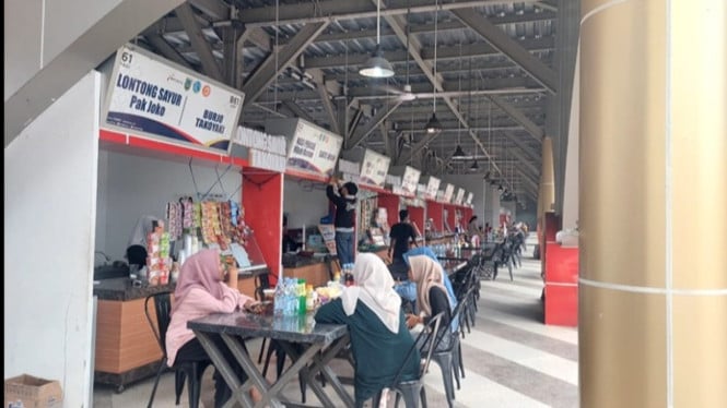 PKL Kebumen kini tertata rapi di Kapal Mendoan