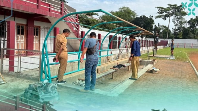 Perbaikan sarana di Gor Goentoer Darjono Purbalingga