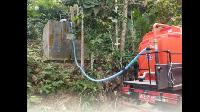 Bantuan air bersih BPBD Purworejo tiba di Desa Somorejo