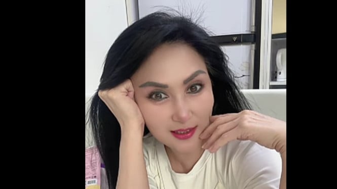 Lita Gading sindir pedas Nafa Urbach di media sosial