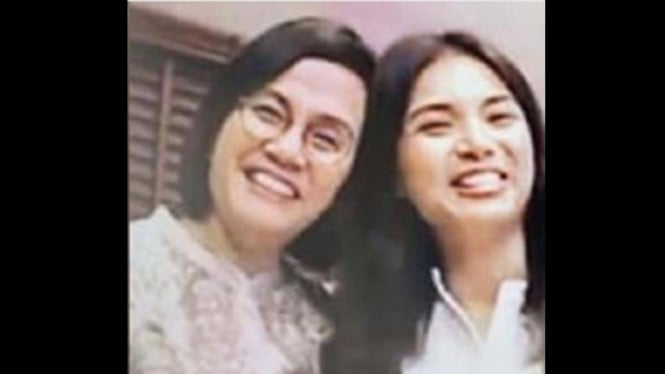 Dewinta Illinia, anak sulung Sri Mulyani yang cemerlang