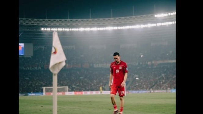 Thom Haye bereaksi di laga debut bersama Persib