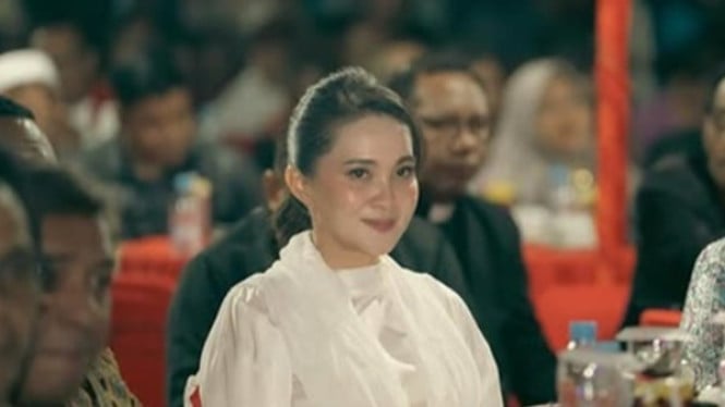 Sherly Tjoanda saat bertugas Gubernur Malut