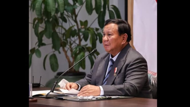 Prabowo serahkan surat pada eks menteri
