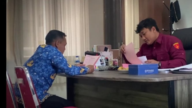 Kades Sukomulyo digiring ke Lapas Magelang