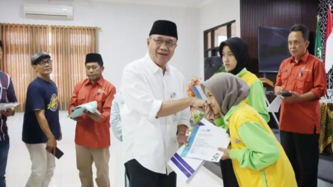 78 Atlet Pelajar Banyumas Terima Tali Asih