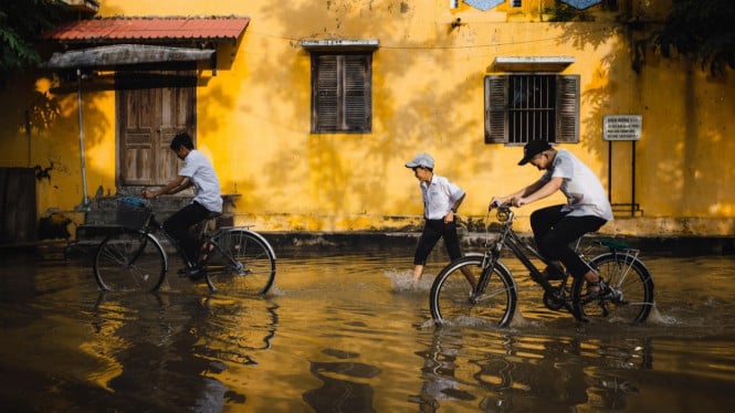 Banjir yang menghambat akrivitas