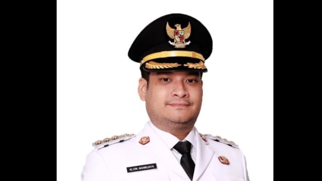 Poster Bupati Alvin Akawiyaja Hilang terpampang di jalan Buton