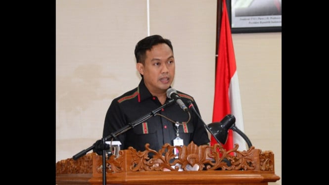 Perbaikan jalan desa di Kabupaten Cilacap