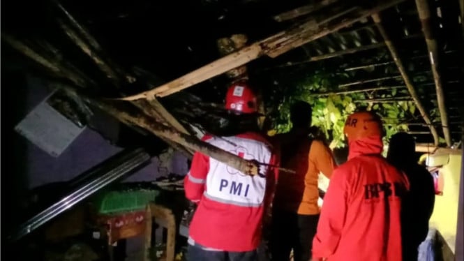 Pohon Tumbang di 3 Titik Lokasi Punggelan Banjarnegara