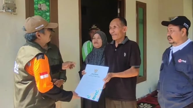 Penyaluran Bantuan Terdampak Bencana Tanah Longsor