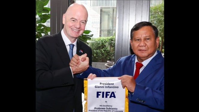 Prabowo dan Infantino bahas masa depan sepak bola RI