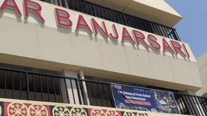 Pasar Banjarsari Pekalongan Kembali Beroperasi