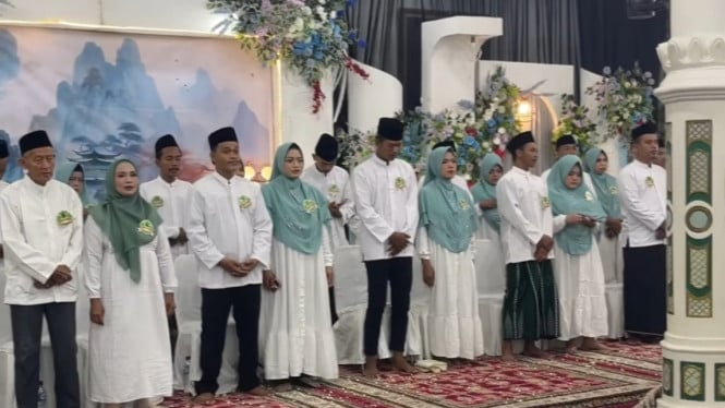 Nikah Massal yang Digelar Kanzus Sholawat Pekalongan