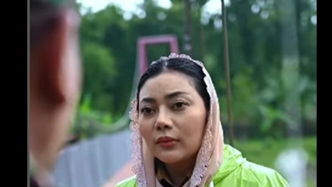 Bupati Brebes salurkan paket sembako