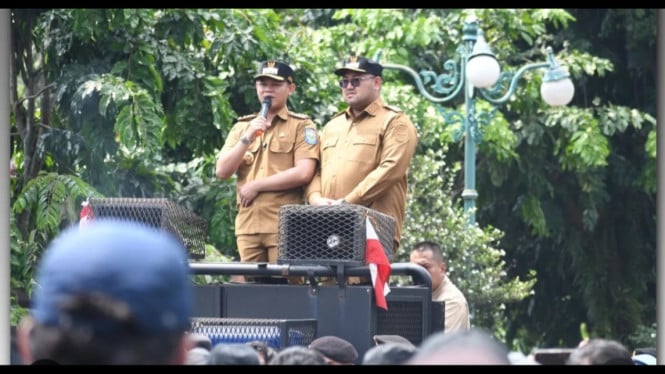 Bupati Purbalingga Temui Massa Aksi
