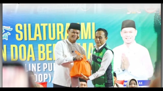 Bupati Fahmi beri bantuan ke ojol dan tanggapi jalan rusak