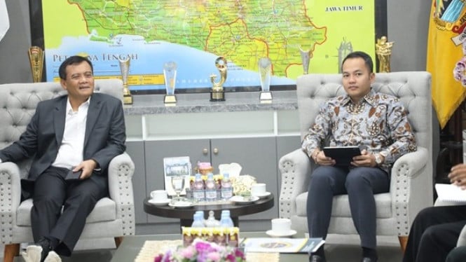 Ahmad Luthfi bahas masa depan Batik Solo Trans