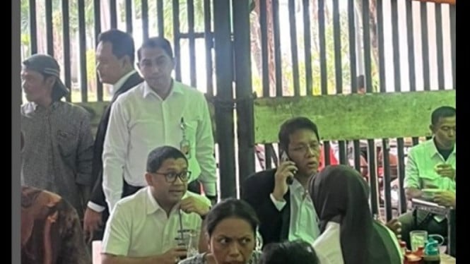 Menkeu Purbaya Yudhi makan siang di kantin DJP