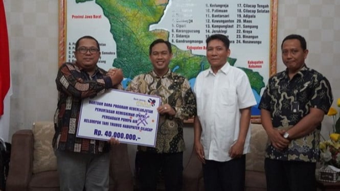 Petani Trubus terima bantuan pompa air