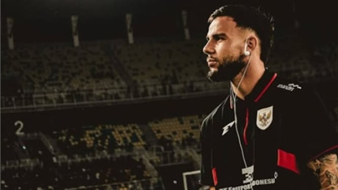 Calvin Verdonk absen saat Lille hadapi PSG
