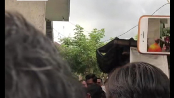 Briptu Rizka saat rekonstruksi kasus Esco