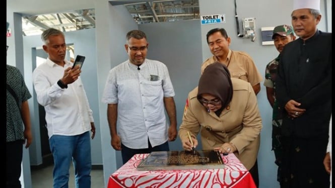 Wabup Banyumas resmikan MCK umum Pasir Kidul