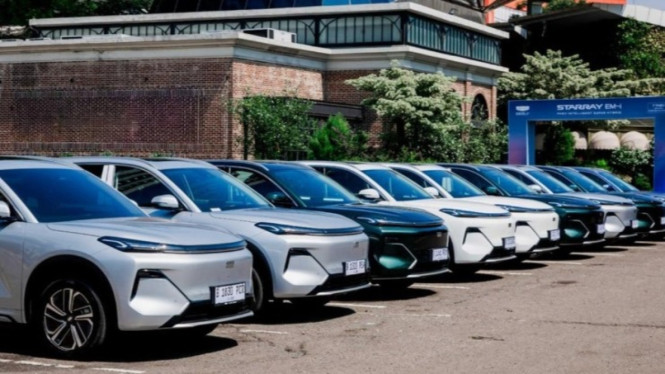 Unit mobil Geely Starray EM-i