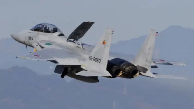 Jet tempur F-15 Pasukan Bela Diri Jepang