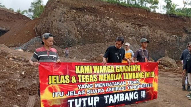 Warga Sumbang Banyumas Tolak Tambang di Kaki Gunung Slamet