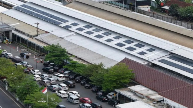 KAI Purwokerto Gunakan Energi Surya di Empat Stasiun, Banyumas Catat Efisiensi Listrik hingga 20 Persen