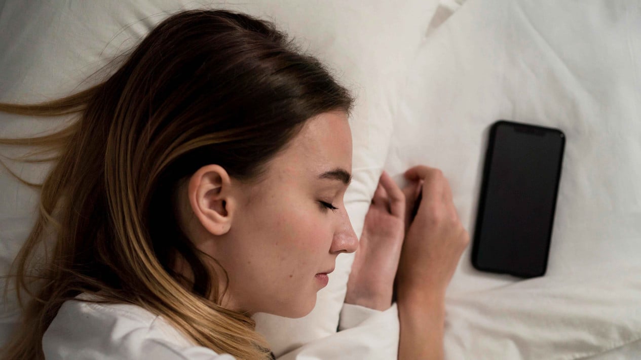 Mengapa tidur lebih nyenyak saat hujan, ini penjelasannya