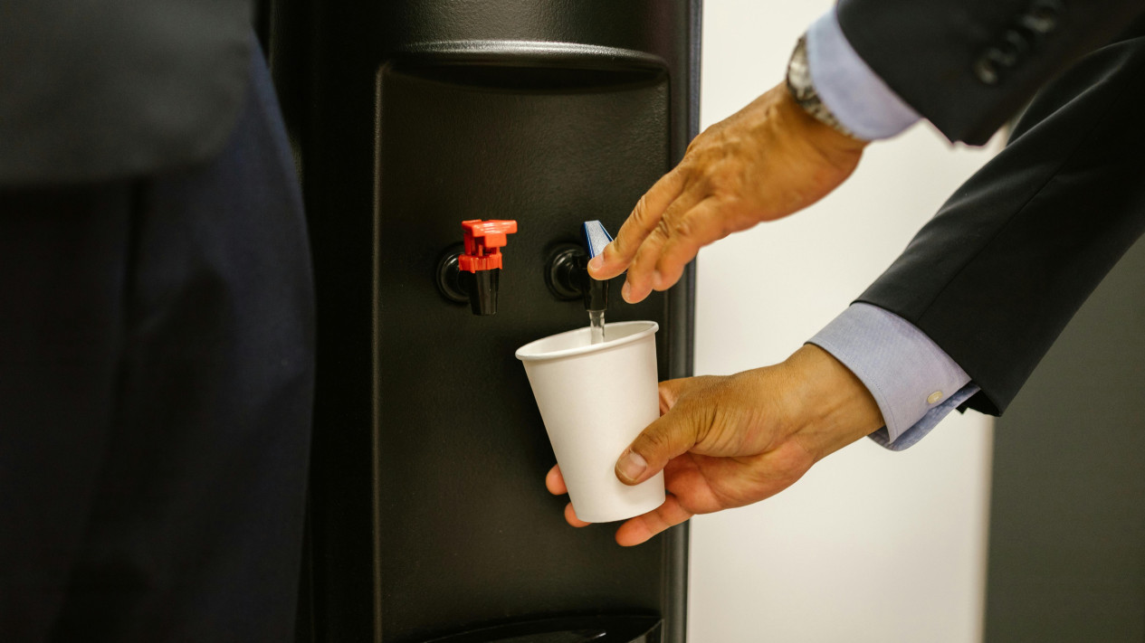 Foto 7 Tips Merawat Dispenser agar Awet dan Bebas Masalah