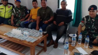 Intel TNI Sergap Pengedar Narkoba Erwin Koplo, Ribuan Pil Terlarang dan Uang Puluhan Juta Diamankan