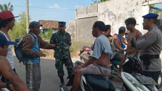 6 Nelayan Grajagan Terombang-Ambing Dihantam Ombak.
