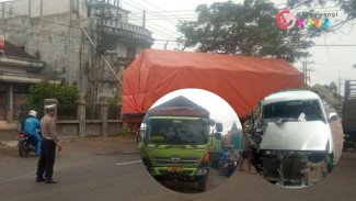 Kecelakaan Truck Gendeng Toyota Kijang, 2 Orang Korban Terluka