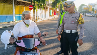 Sosialisasi Tertib Berlalu Lintas ke Pengguna Jalan Pada ops Patuh 2023