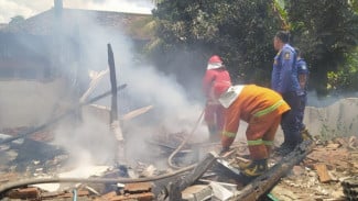 Ruko di Tegaldlimo Banyuwangi Terbakar Hingga 40 Persen Ludes, Kerugian Capai Rp700 Juta