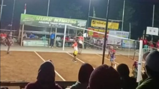 Harga Tiket Bola Voli Jenggawah Dikeluhkan Mahal, Panitia Sebut Untuk Hadiah