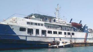 KMP Gerbang Samudra 2 Kandas di Selat Bali