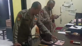 Pensiunan PNS Asal Probolinggo Tertangkap Basah Edarkan Uang Palsu di Jember
