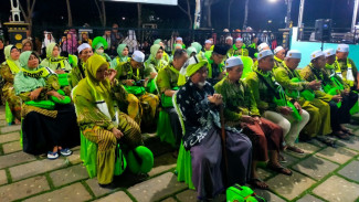 Sumail Abdullah dan Bima Rafsanjani Berangkatkan 35 Orang Umroh Gratis